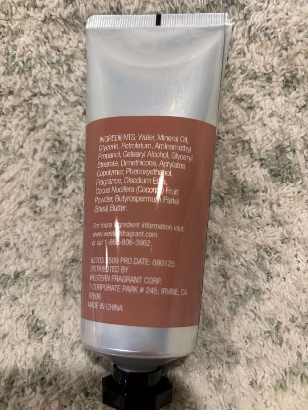Natural Breeze Scented Coconut Shea Ultra Moisturizing Hand Cream NWT 3oz